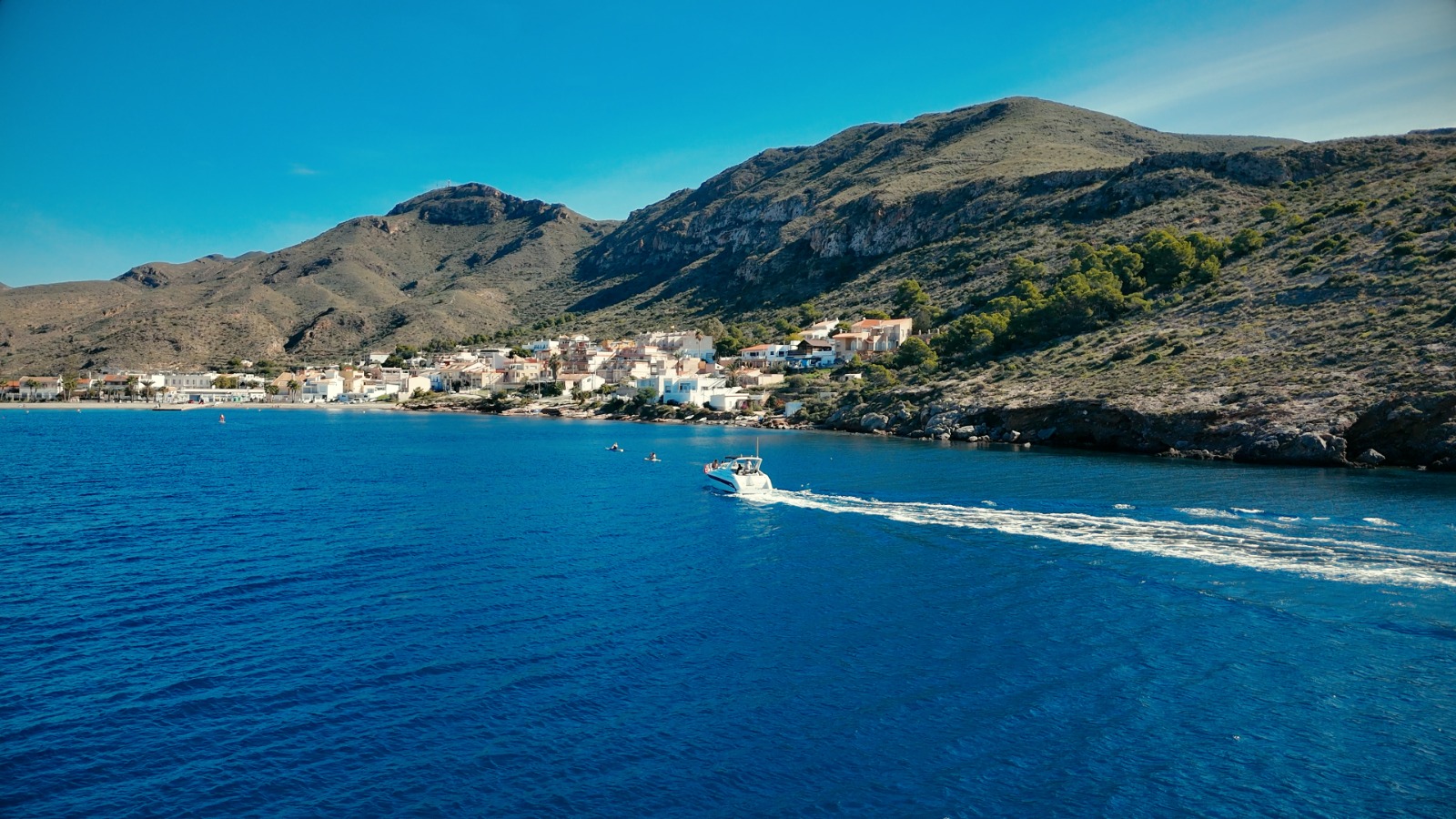Baño en calas vírgenes